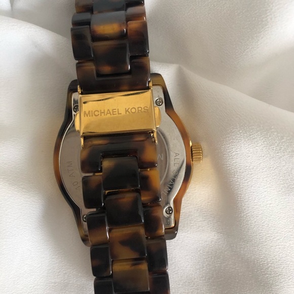 Michael Kors Chocolate/Caramel Tortoise Watch - Picture 2 of 4